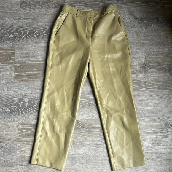 Aritzia Babaton Command Cropped Pant taupe beige - Picture 2 of 16